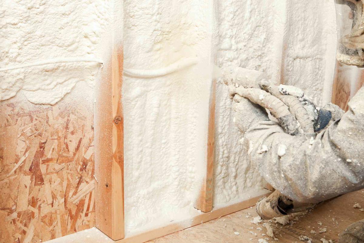 Hiring a Spray Foam Insulation Contractor in Houston County, AL