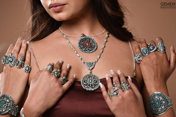 Top 10 Turquoise Jewelry Pieces to Elevate Your Wardrobe in 2024