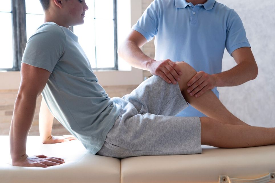 physiotherapist for knee pain